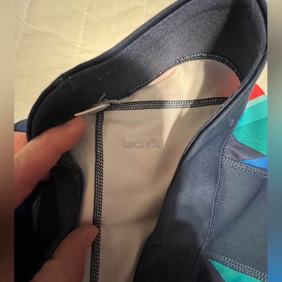 Adidas women’s yoga/biking shorts tech fit multi color 8” rise 15”waist - Picture 6 of 7